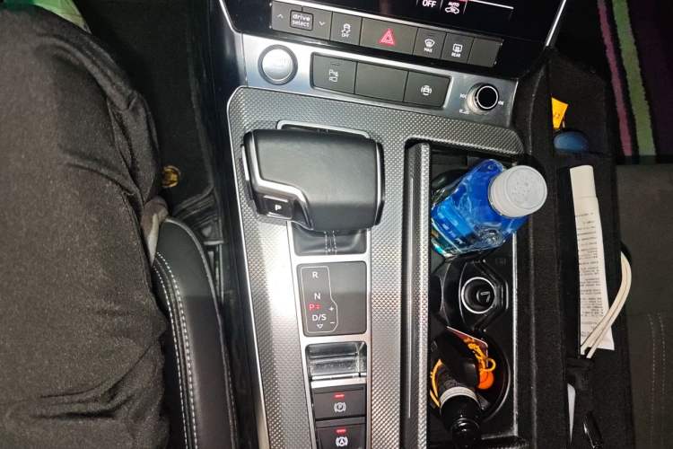 Used Audi A6L 2019 45 TFSI Prestige Dynamic Edition Gear Lever