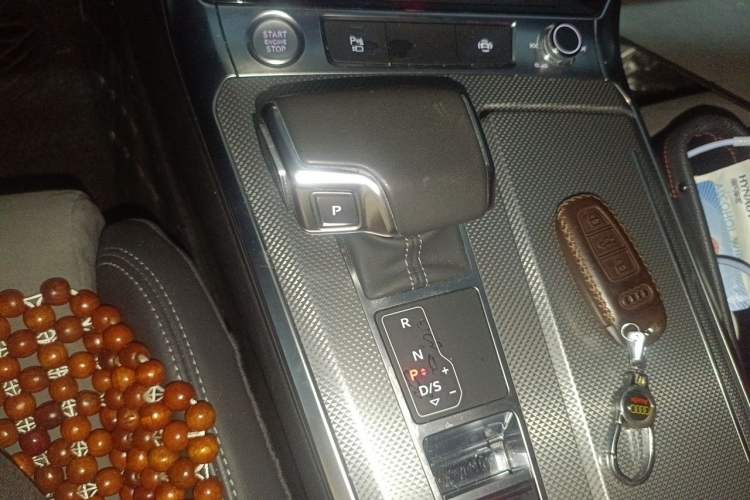 Used Audi A6L 2019 45 TFSI quattro Prestige Dynamic Edition Gear Lever