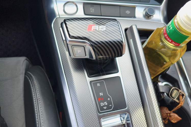 Used Audi A6L 2019 40 TFSI Luxury Dynamic Model Gear Lever