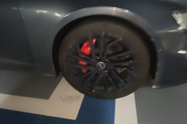 Used Audi A6L 2019 55 TFSI quattro Prestige Dynamic Edition Right Front Wheel Hub