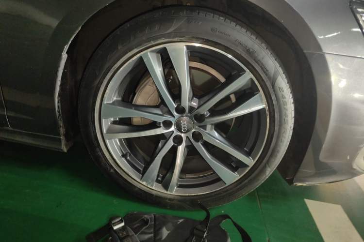 Used Audi A6L 2019 45 TFSI Prestige Dynamic Edition Right Front Wheel Hub