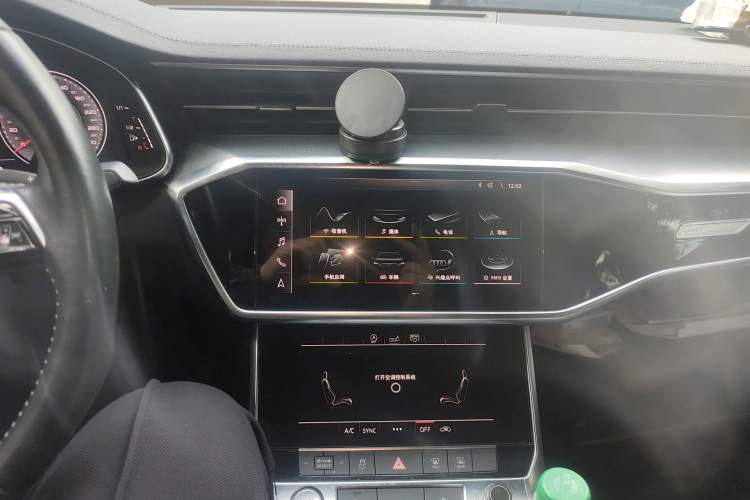 Used Audi A6L 2019 40 TFSI Luxury Dynamic Model Audio And AC Panel