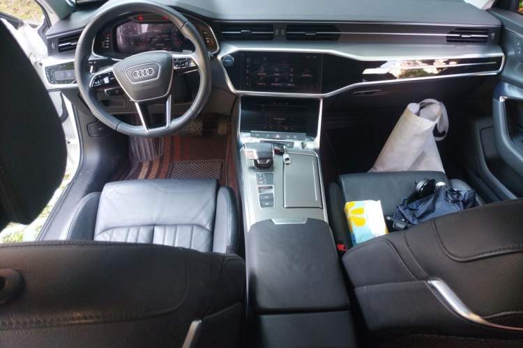 Used Audi A6L 2019 45 TFSI Prestige Elegant Edition Audio And AC Panel