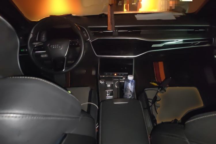 Used Audi A6L 2019 45 TFSI Prestige Dynamic Edition Center Console