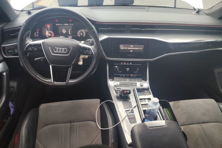Used Audi A6L 2019 40 TFSI Luxury Dynamic Model Center Console