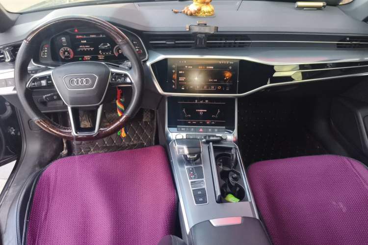 Used Audi A6L 2019 40 TFSI Luxury Dynamic Model Center Console