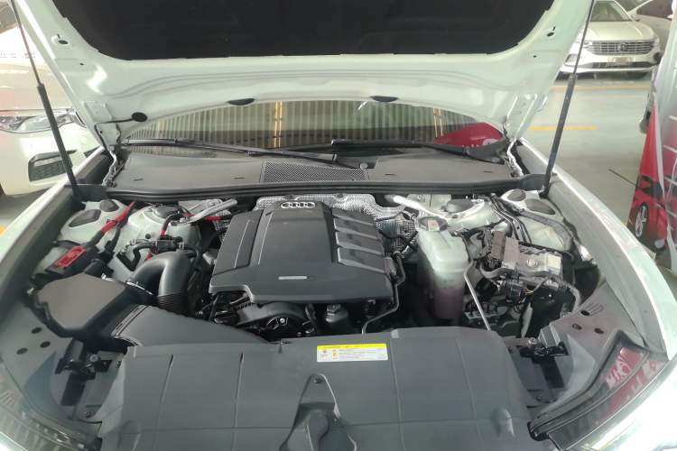 Used Audi A6L 2019 45 TFSI Prestige Elegant Edition Engine Bay