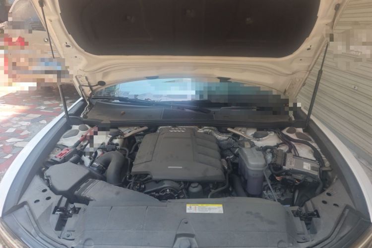 Used Audi A6L 2019 40 TFSI Luxury Dynamic Model Engine Bay