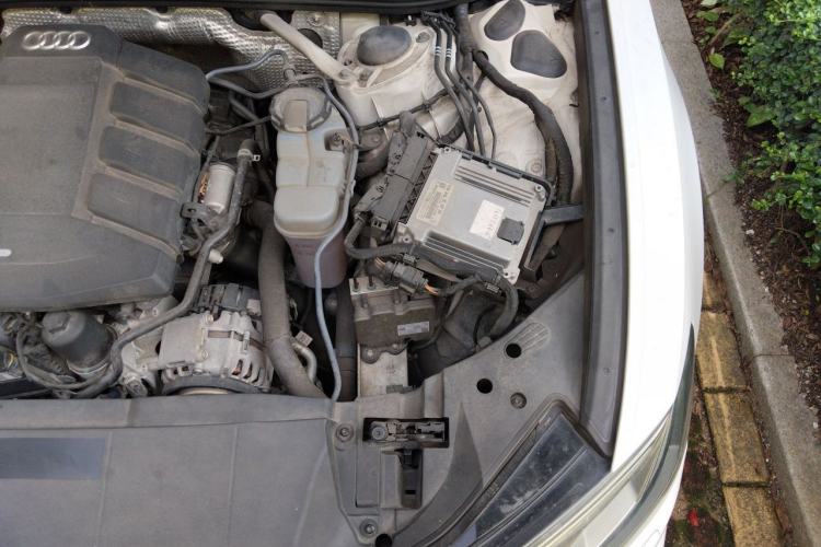 Used Audi A6L 2019 40 TFSI Luxury Dynamic Model Engine Bay Left