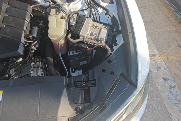 Used Audi A6L 2019 45 TFSI Prestige Dynamic Edition Engine Bay Left