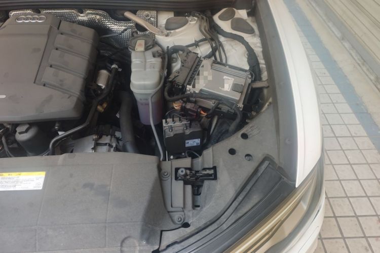 Used Audi A6L 2019 40 TFSI Luxury Dynamic Model Engine Bay Left