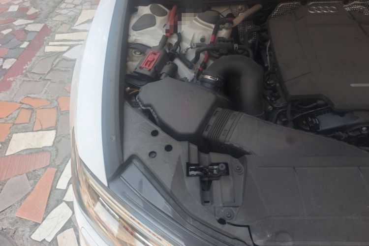 Used Audi A6L 2019 40 TFSI Luxury Dynamic Model Engine Bay Right