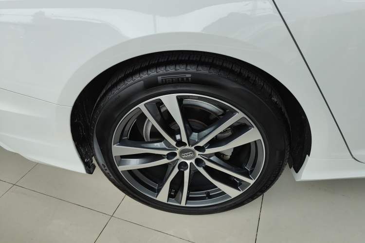 Used Audi A6L 2019 40 TFSI Luxury Dynamic Model Exterior 3