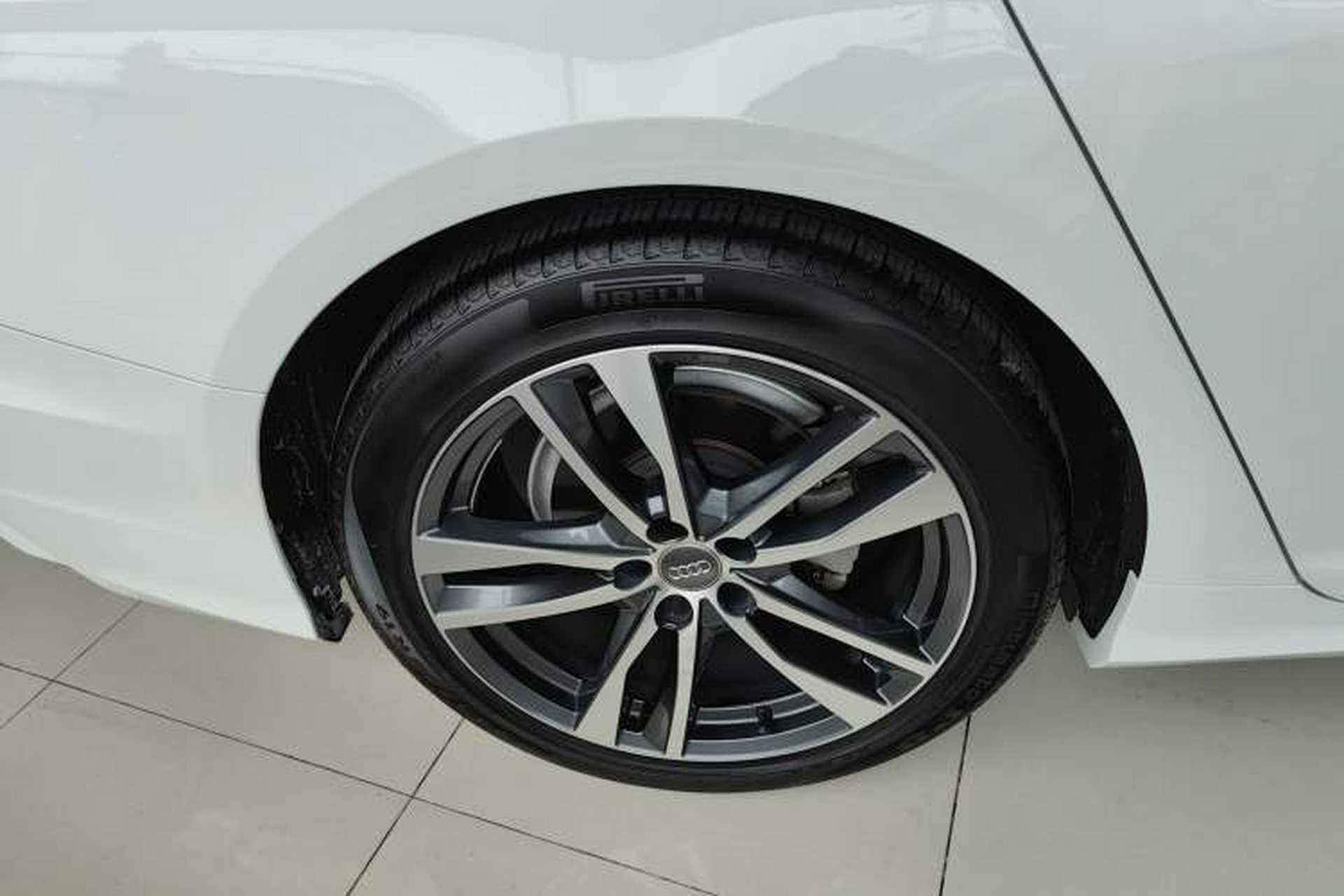 Used Audi A6L 2019 40 TFSI Luxury Dynamic Model Exterior 3