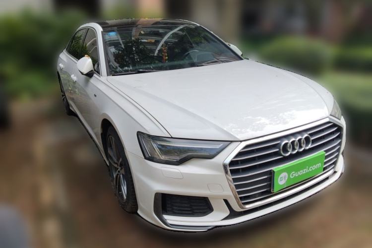 Used Audi A6L 2019 40 TFSI Luxury Dynamic Model Front Right 45 Deg