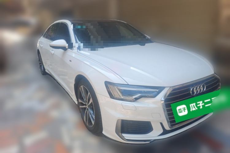 Used Audi A6L 2019 40 TFSI Luxury Dynamic Model Front Right 45 Deg