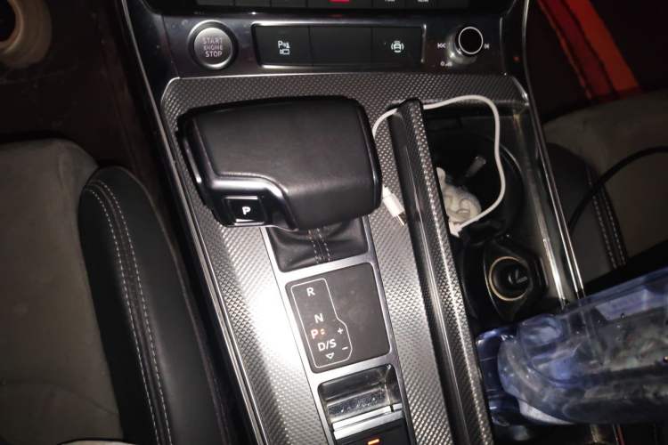 Used Audi A6L 2019 45 TFSI Prestige Dynamic Edition Gear Lever