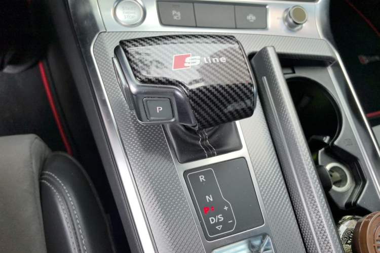 Used Audi A6L 2019 45 TFSI quattro Prestige Dynamic Edition Gear Lever