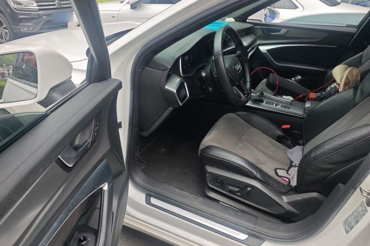 Used Audi A6L 2019 40 TFSI Luxury Dynamic Model Interior 3