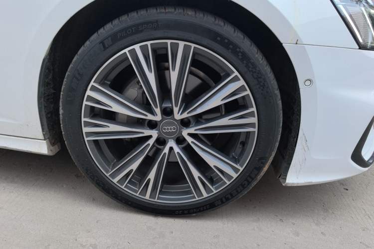 Used Audi A6L 2019 45 TFSI quattro Prestige Dynamic Edition Right Front Wheel Hub