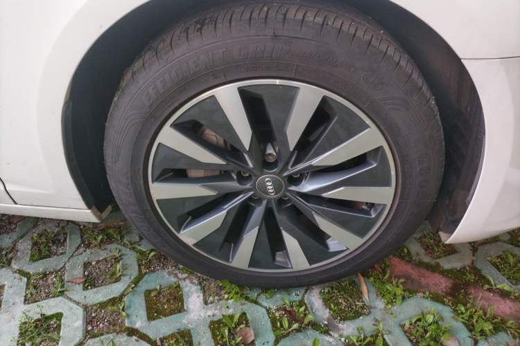 Used Audi A6L 2019 45 TFSI Prestige Elegant Edition Right Front Wheel Hub
