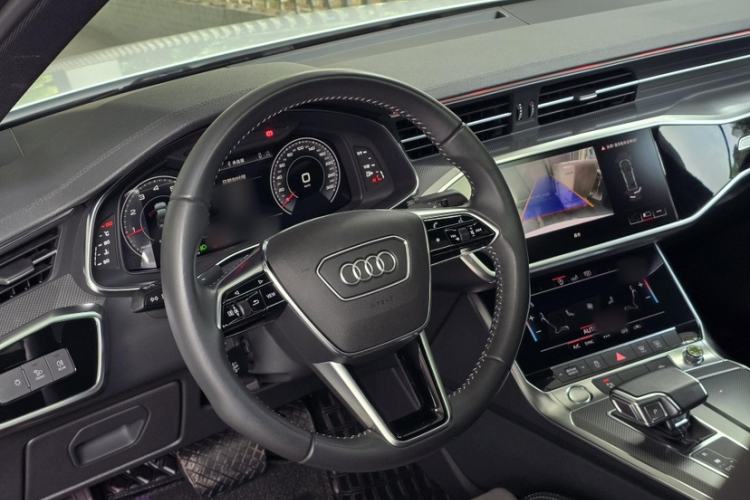 Used Audi A6L 2019 40 TFSI Luxury Dynamic Model Steering Wheel