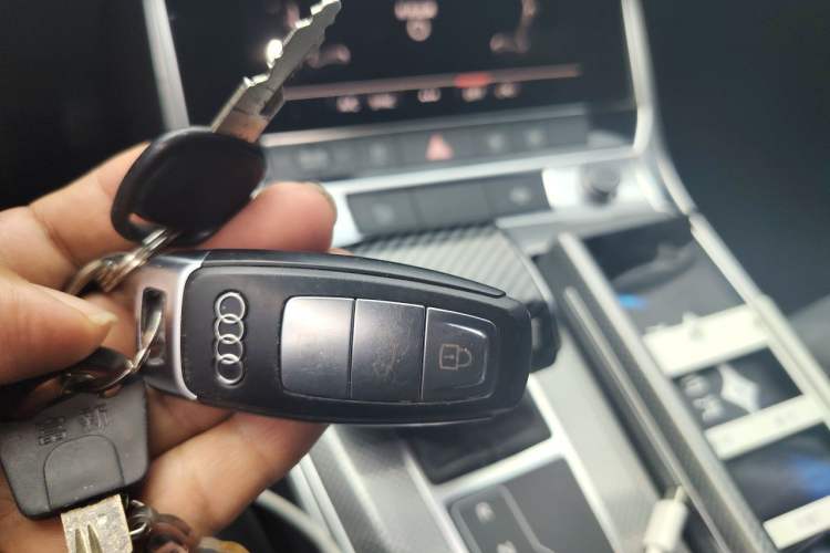 Used Audi A6L 2019 40 TFSI Luxury Dynamic Model Vehicle Key