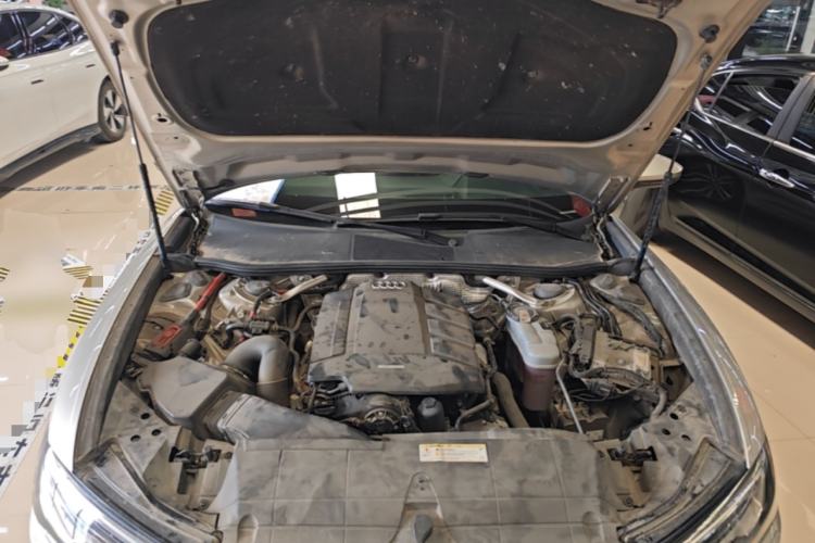 Used Audi A6L 2019 45 TFSI Prestige Dynamic Edition Engine Bay