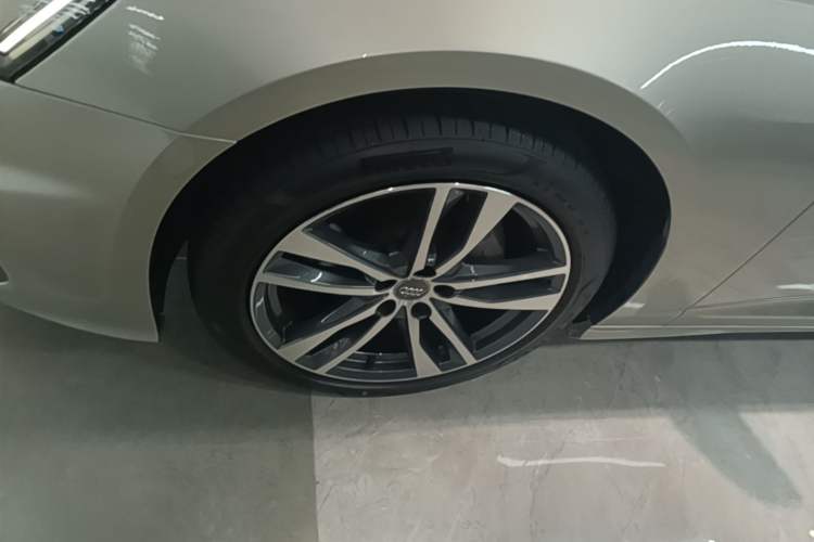 Used Audi A6L 2019 40 TFSI Luxury Dynamic Model Exterior 4