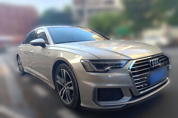 Used Audi A6L 2019 40 TFSI Luxury Dynamic Model Front Right 45 Deg
