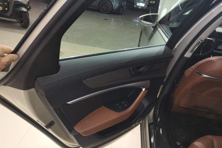 Used Audi A6L 2019 45 TFSI Prestige Elegant Edition Interior 5