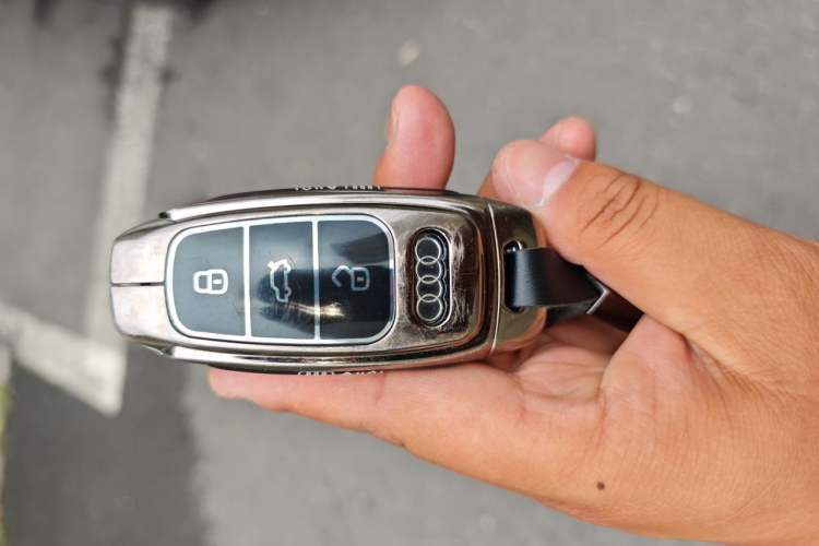 Used Audi A6L 2019 45 TFSI Prestige Dynamic Edition Vehicle Key