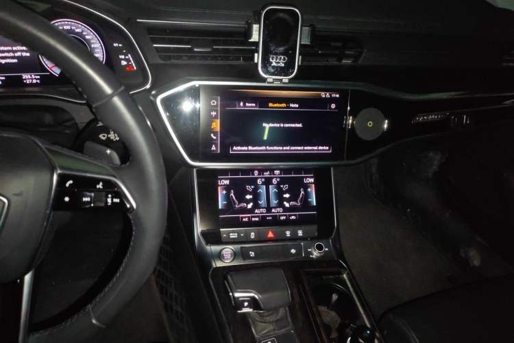 Used Audi A6L 2020 45 TFSI quattro Prestige Elegant Edition Audio And AC Panel