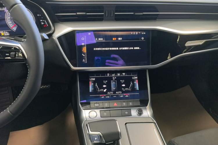Used Audi A6L 2020 40 TFSI Luxury Dynamic Edition Audio And AC Panel