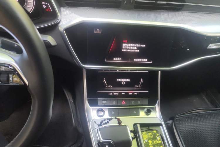 Used Audi A6L 2020 40 TFSI Luxury Dynamic Edition Audio And AC Panel