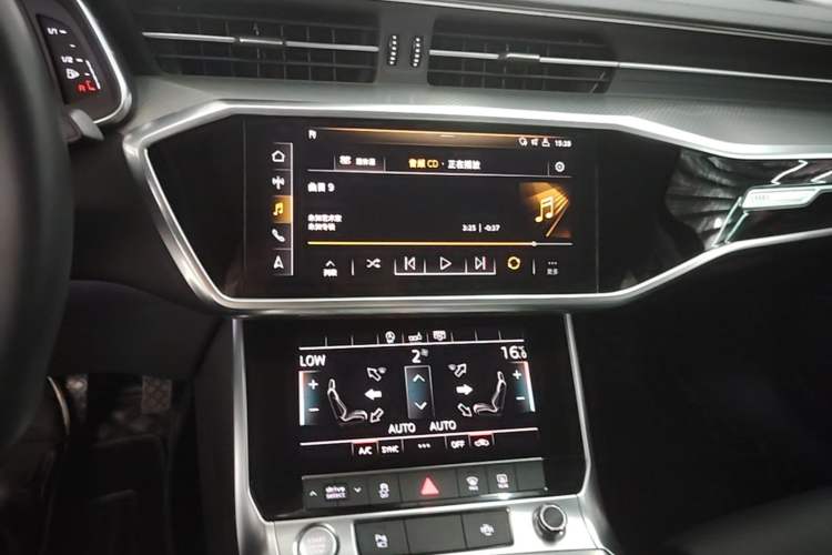 Used Audi A6L 2020 40 TFSI Luxury Prestige Edition Audio And AC Panel