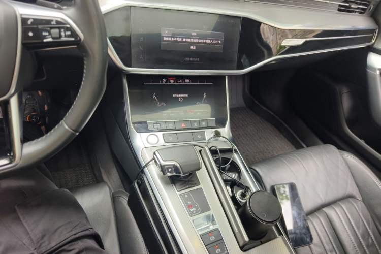 Used Audi A6L 2020 40 TFSI Luxury Prestige Edition Audio And AC Panel