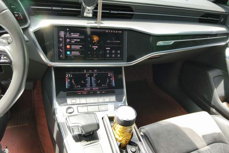 Used Audi A6L 2020 45 TFSI Prestige Dynamic Edition Audio And AC Panel