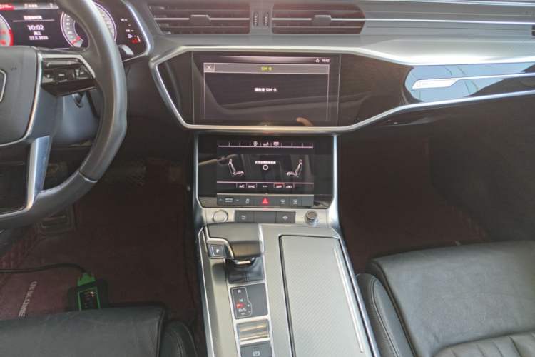 Used Audi A6L 2020 40 TFSI Luxury Prestige Edition Audio And AC Panel