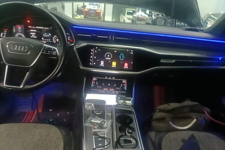 Used Audi A6L 2020 40 TFSI Luxury Dynamic Edition Audio And AC Panel