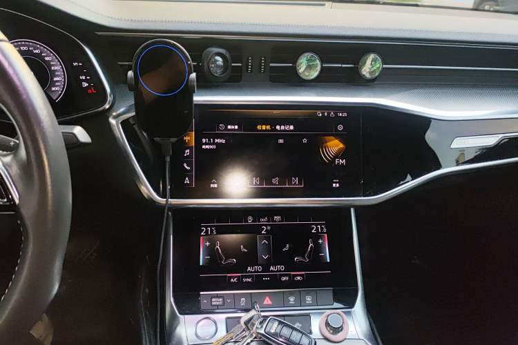 Used Audi A6L 2020 40 TFSI Luxury Dynamic Edition Audio And AC Panel