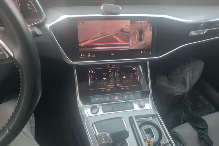 Used Audi A6L 2020 45 TFSI Prestige Dynamic Edition Audio And AC Panel