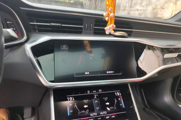 Used Audi A6L 2020 45 TFSI Prestige Dynamic Edition Audio And AC Panel