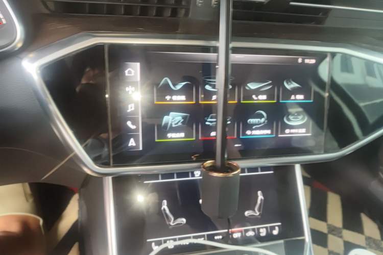 Used Audi A6L 2020 45 TFSI Prestige Elegant Edition Audio And AC Panel