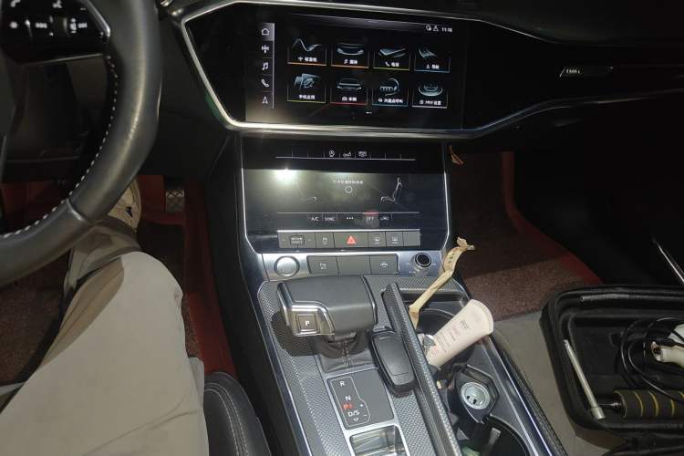 Used Audi A6L 2020 45 TFSI Prestige Dynamic Edition Audio And AC Panel