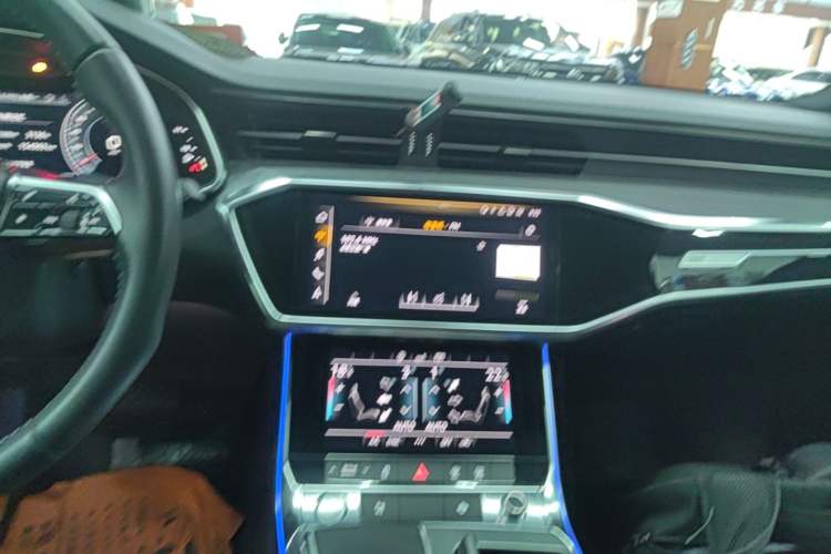 Used Audi A6L 2020 45 TFSI Prestige Dynamic Edition Audio And AC Panel
