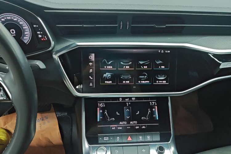 Used Audi A6L 2020 40 TFSI Luxury Dynamic Edition Audio And AC Panel