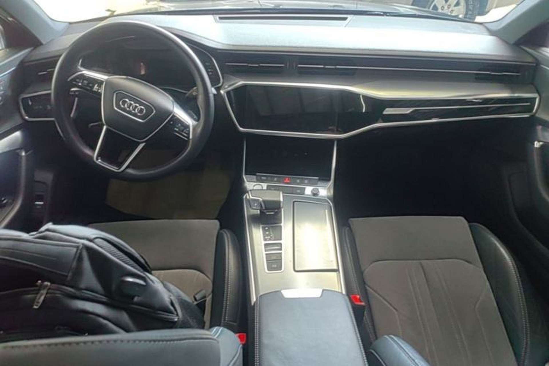 Used Audi A6L 2020 40 TFSI Luxury Dynamic Edition Center Console