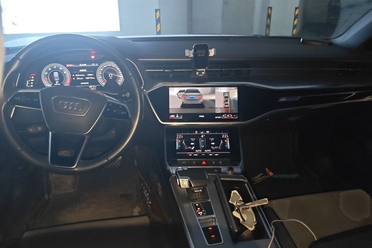 Used Audi A6L 2020 40 TFSI Luxury Dynamic Edition Center Console