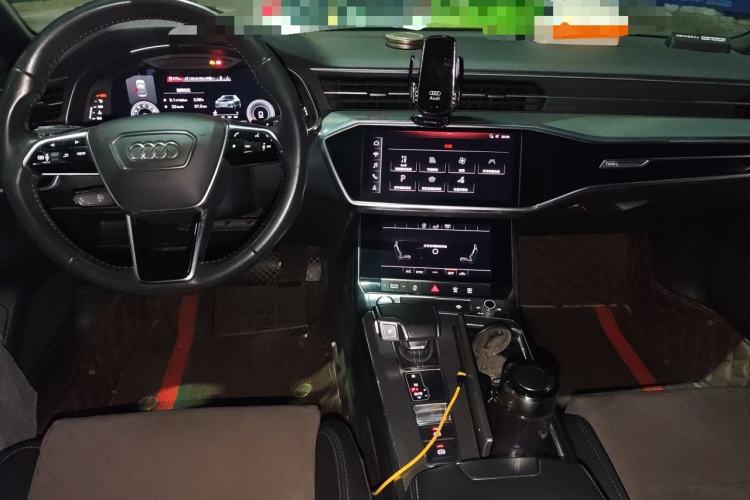 Used Audi A6L 2020 40 TFSI Luxury Dynamic Edition Center Console